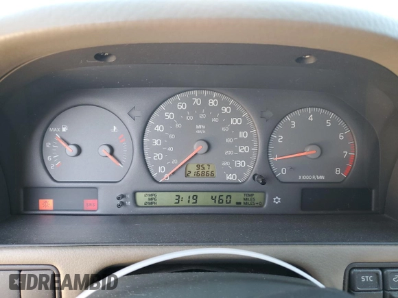 1999 Volvo S70 z VIN YV1LS53D4X1591564, wystawiony jako Copart lot #85582714 z przebiegiem 216 866 mil mil oraz Szkoda całkowita • Salvage title. Historia ofert i sprzedaży dostępna na DreamBid. Obrazek 9.