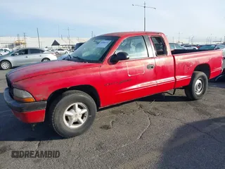 1998 Dodge Dakota with VIN 1B7FL22P5WS569446, listed as a IAAI auction lot 40906924 with 225,507 mi miles. Bid and sale history available at carsss.com. Image 2.