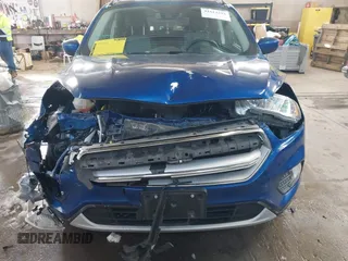 2018 Ford Escape SE z VIN 1FMCU9GD1JUB80500, wystawiony jako IAAI lot #41613294 z przebiegiem 112 187 mil mil oraz . Historia ofert i sprzedaży dostępna na DreamBid. Obrazek 6.