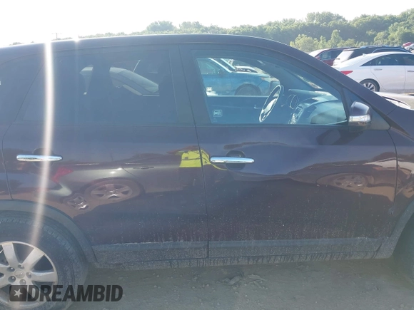 2013 Kia Sorento LX with VIN 5XYKT3A14DG394689, listed as a IAAI auction lot 42646381 with 76,523 mi miles and . Bid and sale history available at DreamBid. Image 13.