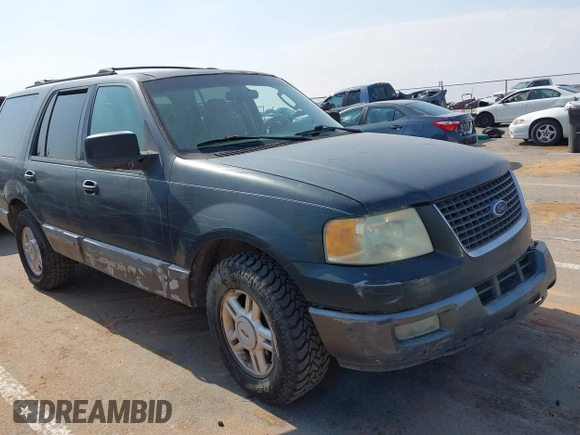 2004 Ford Expedition Special Service z VIN 1FMPU16L74LA65776, wystawiony jako IAAI lot #42318761 z przebiegiem 293 483 mil mil oraz . Historia ofert i sprzedaży dostępna na DreamBid. Obrazek 1.
