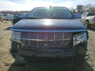 2010 Lincoln MKX with VIN 2LMDJ8JC2ABJ35213, listed as a Copart auction lot 88647795 with 178,367 mi miles and Salvage Title. Bid and sale history available at carsss.com. Image 12.