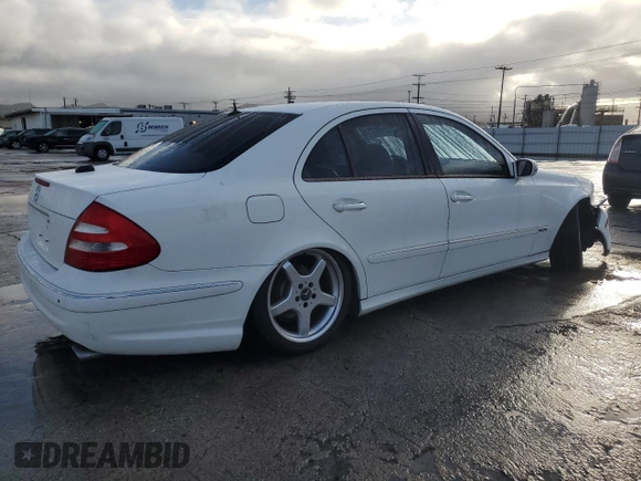 2005 Mercedes-Benz E 5.0L with VIN WDBUF70J25A729893, listed as a Copart auction lot 45418915 with 165,027 mi miles and Clean Title. Bid and sale history available at carsss.com. Image 3.