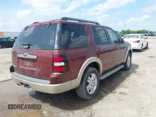 2010 Ford Explorer Eddie Bauer z VIN 1FMEU6EE6AUA73414, wystawiony jako IAAI lot #42279145 z przebiegiem 177 803 mil mil oraz . Historia ofert i sprzedaży dostępna na DreamBid. Obrazek 4.