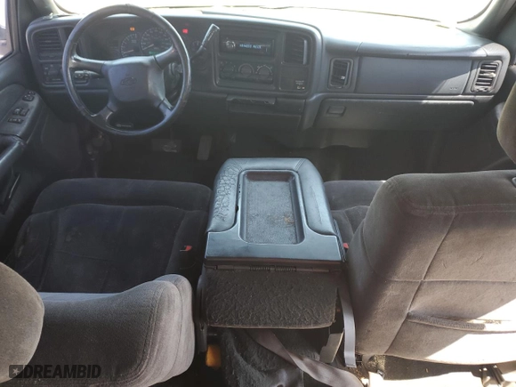 2001 Chevrolet Silverado 1500 LS with VIN 2GCEC19T111342482, listed as a Copart auction lot 54454385 with 302,583 mi miles and Clean Title. Bid and sale history available at carsss.com. Image 8.