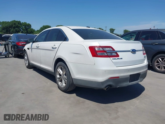 2013 Ford Taurus SEL with VIN 1FAHP2E83DG212029, listed as a IAAI auction lot 42020548 with 172,887 mi miles. Bid and sale history available at carsss.com. Image 3.