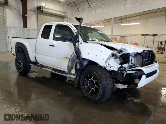 2006 Toyota Tacoma with VIN 5TEUU42N96Z283593, listed as a Copart auction lot 46625655 with 292,967 mi miles and Salvage Title. Bid and sale history available at carsss.com. Image 4.