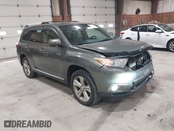 2012 Toyota Highlander Limited with VIN 5TDDK3EH6CS104814, listed as a IAAI auction lot 41958855 with 232,000 mi miles. Bid and sale history available at carsss.com. Image 1.