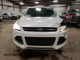 2013 Ford Escape SE with VIN 1FMCU0GX3DUA49482, listed as a Copart auction lot 85415084 with 131,056 mi miles and Salvage Title. Bid and sale history available at DreamBid. Image 5.