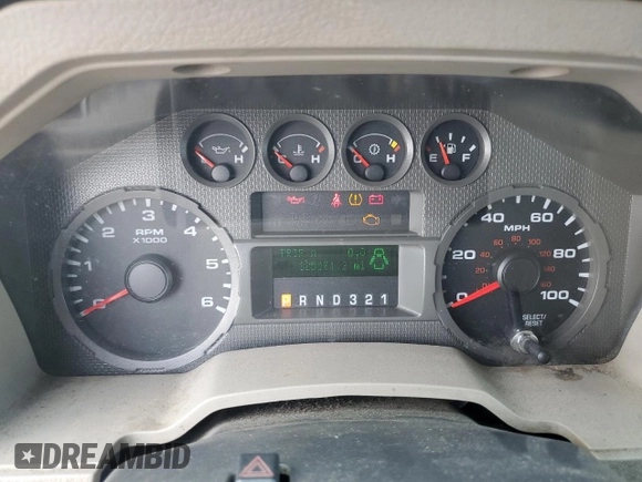 2010 Ford F-350 z VIN 1FTWW3A54AEA05825, wystawiony jako Copart lot #52912535 z przebiegiem 325 071 mil mil oraz Szkoda całkowita • Salvage title. Historia ofert i sprzedaży dostępna na DreamBid. Obrazek 9.