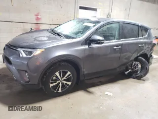 2018 Toyota RAV4 XLE z VIN 2T3WFREV9JW410228, wystawiony jako Copart lot #52987615 z przebiegiem 206 487 mil mil oraz Szkoda całkowita • Salvage title. Historia ofert i sprzedaży dostępna na DreamBid. Obrazek 1.