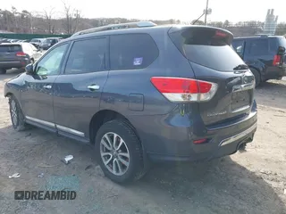 2014 Nissan Pathfinder Platinum with VIN 5N1AR2MM6EC604107, listed as a IAAI auction lot 41596835 with 110,125 mi miles and . Bid and sale history available at DreamBid. Image 3.