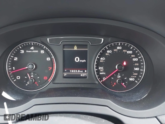 2017 Audi Q3 Premium Plus z VIN WA1JCCFS6HR008921, wystawiony jako IAAI lot #41351675 z przebiegiem 117 158 mil mil oraz . Historia ofert i sprzedaży dostępna na DreamBid. Obrazek 7.