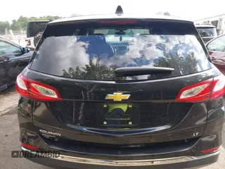 2019 Chevrolet Equinox LT z VIN 2GNAXKEV0K6247052, wystawiony jako IAAI lot #42192710 z przebiegiem 76 813 mil mil oraz . Historia ofert i sprzedaży dostępna na DreamBid. Obrazek 16.