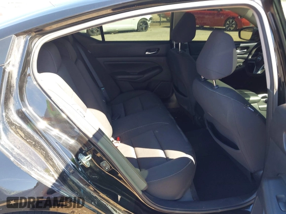 2020 Nissan Altima S z VIN 1N4BL4BVXLC275531, wystawiony jako IAAI lot #41711048 z przebiegiem 119 597 mil mil oraz . Historia ofert i sprzedaży dostępna na DreamBid. Obrazek 8.