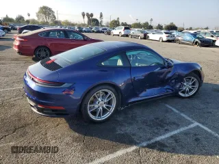 2022 Porsche 911 Carrera with VIN WP0AA2A99NS205256, listed as a Copart auction lot 43082515 with 21,682 mi miles and Salvage Title. Bid and sale history available at carsss.com. Image 3.