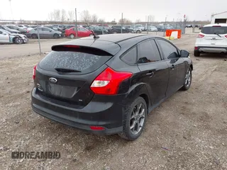 2014 Ford Focus SE with VIN 1FADP3K29EL118525, listed as a IAAI auction lot 41843058 with 153,158 mi miles. Bid and sale history available at carsss.com. Image 4.