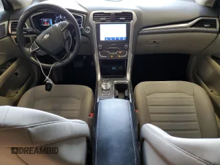 2020 Ford Fusion SE z VIN 3FA6P0LUXLR194471, wystawiony jako Copart lot #55616175 z przebiegiem 94 169 mil mil oraz Tytuł czysty. Historia ofert i sprzedaży dostępna na DreamBid. Obrazek 8.
