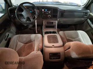2003 Chevrolet Suburban Z71 с VIN 3GNFK16T03G327887, выставлен на аукционе Copart как лот 61467165 с пробегом 275 480 миль миль и Чистый • Clean title. История ставок и продаж доступна на DreamBid. Изображение 8.