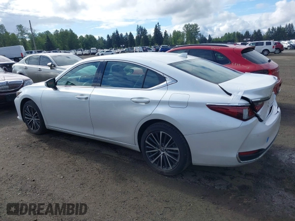2024 Lexus ES 250 with VIN 58AD11D17RU012342, listed as a IAAI auction lot 42207023 with 12,930 mi miles and . Bid and sale history available at DreamBid. Image 15.