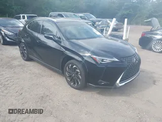 2022 Lexus UX 200 z VIN JTHP3JBHXN2052048, wystawiony jako IAAI lot #42290095 z przebiegiem 13 938 mil mil oraz . Historia ofert i sprzedaży dostępna na DreamBid. Obrazek 1.