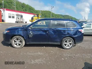 2014 Mitsubishi Outlander SE z VIN JA4AZ3A36EZ006533, wystawiony jako IAAI lot #42178162 z przebiegiem 160 851 mil mil oraz . Historia ofert i sprzedaży dostępna na DreamBid. Obrazek 15.