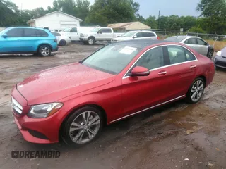 2017 Mercedes-Benz C 300 с VIN WDDWF4JB1HR236878, выставлен на аукционе IAAI как лот 42394056 с пробегом 67 243 миль миль и . История ставок и продаж доступна на DreamBid. Изображение 2.