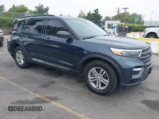 2022 Ford Explorer XLT с VIN 1FMSK7DH4NGB75826, выставлен на аукционе IAAI как лот 42443067 с пробегом 85 806 миль миль и . История ставок и продаж доступна на DreamBid. Изображение 1.
