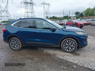 2020 Ford Escape Titanium с VIN 1FMCU9J92LUC16654, выставлен на аукционе IAAI как лот 42369259 с пробегом 73 515 миль миль и . История ставок и продаж доступна на DreamBid. Изображение 14.