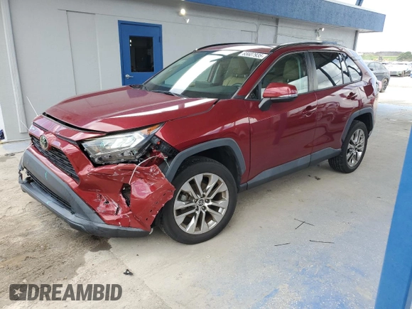 2021 Toyota RAV4 XLE Premium with VIN 2T3C1RFV2MW164644, listed as a Copart auction lot 65607935 with 19,667 mi miles and Salvage title. Bid and sale history available at DreamBid. Image 1.