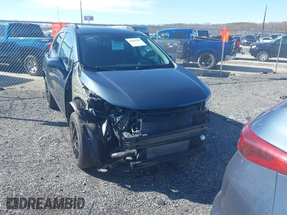 2022 Chevrolet Trax LT with VIN KL7CJPSM4NB508841, listed as a IAAI auction lot 41860388 with 22,414 mi miles and . Bid and sale history available at carsss.com. Image 12.
