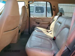 2000 Ford Expedition XLT with VIN 1FMRU15L7YLA86398, listed as a Copart auction lot 75015834 with 203,915 mi miles and Salvage Title. Bid and sale history available at carsss.com. Image 11.