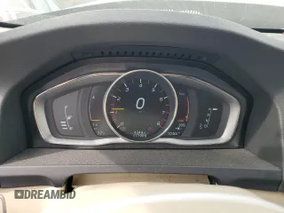 2016 Volvo V60 T5 Drive-E Premier with VIN YV140MEK4G1293306, listed as a Copart auction lot 71007814 with 177,999 mi miles and Salvage Title. Bid and sale history available at carsss.com. Image 9.
