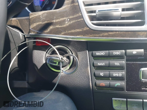 2014 Mercedes-Benz E 350 Sport with VIN WDDHF5KB8EA985121, listed as a IAAI auction lot 42124448 with 96,412 mi miles and . Bid and sale history available at DreamBid. Image 11.