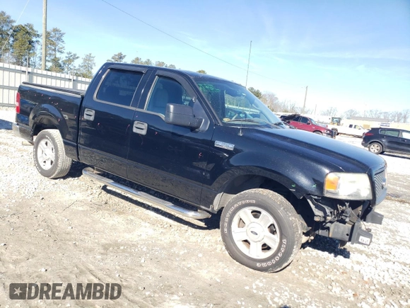 2004 Ford F-150 XLT with VIN 1FTRW12W44KC03478, listed as a Copart auction lot 41484105 with 211,176 mi miles and Salvage Title. Bid and sale history available at carsss.com. Image 4.