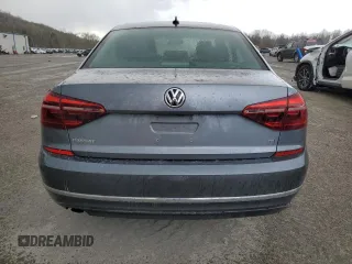 2019 Volkswagen Passat Wolfsburg Edition z VIN 1VWLA7A38KC005411, wystawiony jako Copart lot #52876005 z przebiegiem 82 144 mil mil oraz Szkoda całkowita • Salvage title. Historia ofert i sprzedaży dostępna na DreamBid. Obrazek 6.