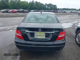 2013 Mercedes-Benz C 300 Sport with VIN WDDGF8AB8DG119588, listed as a IAAI auction lot 42648564 with 154,788 mi miles and . Bid and sale history available at DreamBid. Image 16.
