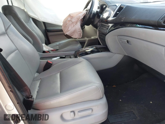2017 Honda Pilot Touring with VIN 5FNYF6H94HB006873, listed as a IAAI auction lot 41618529 with 154,689 mi miles. Bid and sale history available at carsss.com. Image 5.