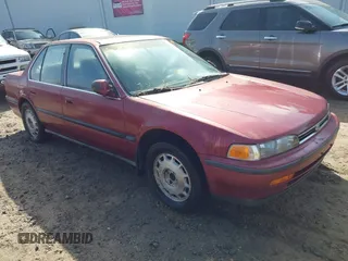 1992 Honda Accord z VIN 1HGCB7576NA232112, wystawiony jako IAAI lot #41809796 z przebiegiem 243 721 mil mil oraz . Historia ofert i sprzedaży dostępna na DreamBid. Obrazek 1.