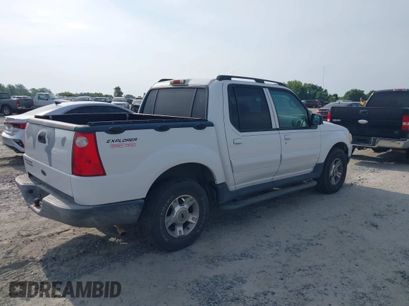 2004 Ford Explorer Sport Trac XLS with VIN 1FMZU67K94UC34878, listed as a IAAI auction lot 42102340 with 246,165 mi miles and . Bid and sale history available at DreamBid. Image 4.