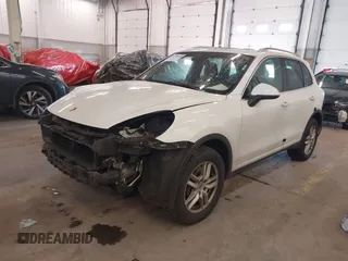 2016 Porsche Cayenne with VIN WP1AA2A26GLA10357, listed as a IAAI auction lot 41370956 with 96,026 mi miles. Bid and sale history available at carsss.com. Image 23.