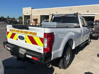 2019 Ford F-250 XL с VIN 1FT7X2B6XKEE91688, выставлен на аукционе IAAI как лот 42886656 с пробегом 125 715 миль миль и . История ставок и продаж доступна на DreamBid. Изображение 14.