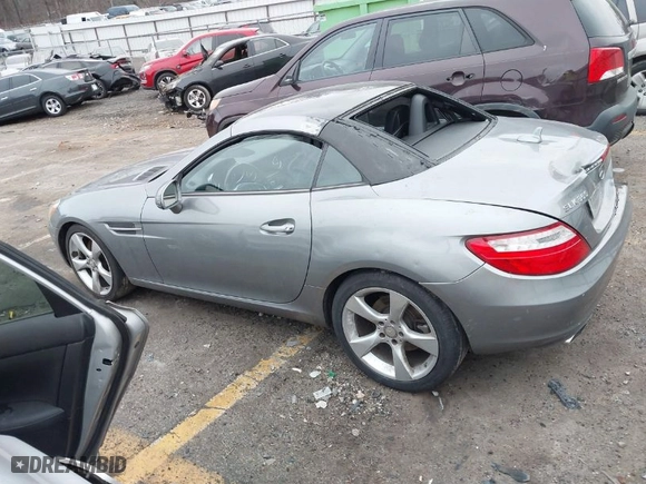2012 Mercedes-Benz SLK-Class SLK 350 with VIN WDDPK5HA1CF007243, listed as a IAAI auction lot 41313121 with NaN miles. Bid and sale history available at carsss.com. Image 14.