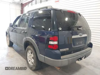 2006 Ford Explorer XLT with VIN 1FMEU73E86UB41275, listed as a IAAI auction lot 41980955 with 243,779 mi miles. Bid and sale history available at carsss.com. Image 3.