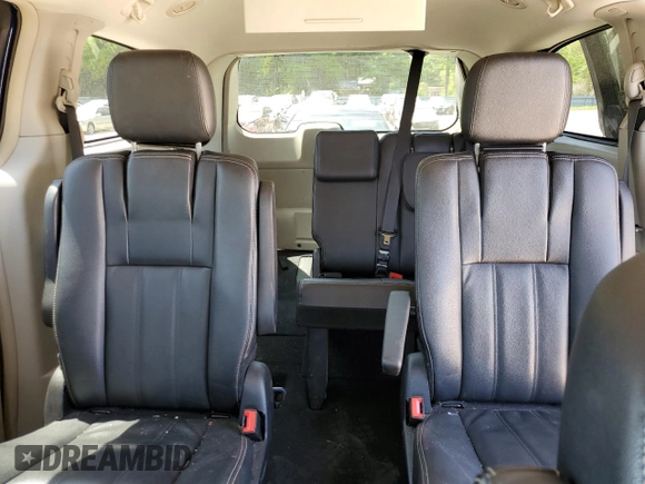 2016 Chrysler Town & Country Touring with VIN 2C4RC1BG4GR193560, listed as a Copart auction lot 53730055 with 132,552 mi miles and Salvage Title. Bid and sale history available at DreamBid. Image 10.