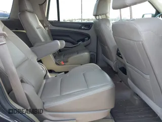 2016 Chevrolet Tahoe LT z VIN 1GNSCBKC3GR238392, wystawiony jako IAAI lot #41443009 z przebiegiem 95 163 mil mil oraz . Historia ofert i sprzedaży dostępna na DreamBid. Obrazek 8.