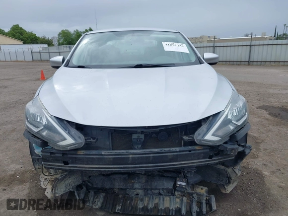 2018 Nissan Sentra S with VIN 3N1AB7APXJY243571, listed as a IAAI auction lot 41891232 with 132,284 mi miles. Bid and sale history available at carsss.com. Image 12.