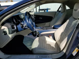 2019 Aston Martin DB11 z VIN SCFRMFCWXKGM06913, wystawiony jako Copart lot #43062865 z przebiegiem 34 383 mil mil oraz Szkoda całkowita • Salvage title. Historia ofert i sprzedaży dostępna na DreamBid. Obrazek 7.