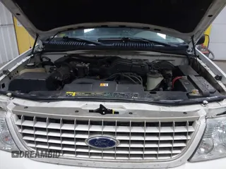 2004 Ford Explorer Eddie Bauer with VIN 1FMDU74K74ZA10371, listed as a IAAI auction lot 42281140 with 192,568 mi miles and . Bid and sale history available at DreamBid. Image 10.