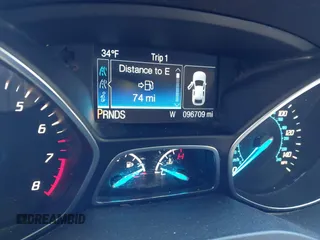 2014 Ford Escape SE with VIN 1FMCU0GX6EUA57609, listed as a IAAI auction lot 41533589 with 96,709 mi miles. Bid and sale history available at carsss.com. Image 7.